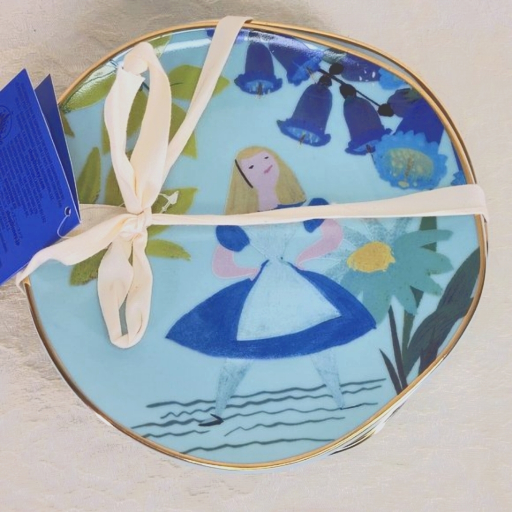 Alice in Wonderland 70th Anniversary 4 Plates Mary Blair Disney 4 Decorated New